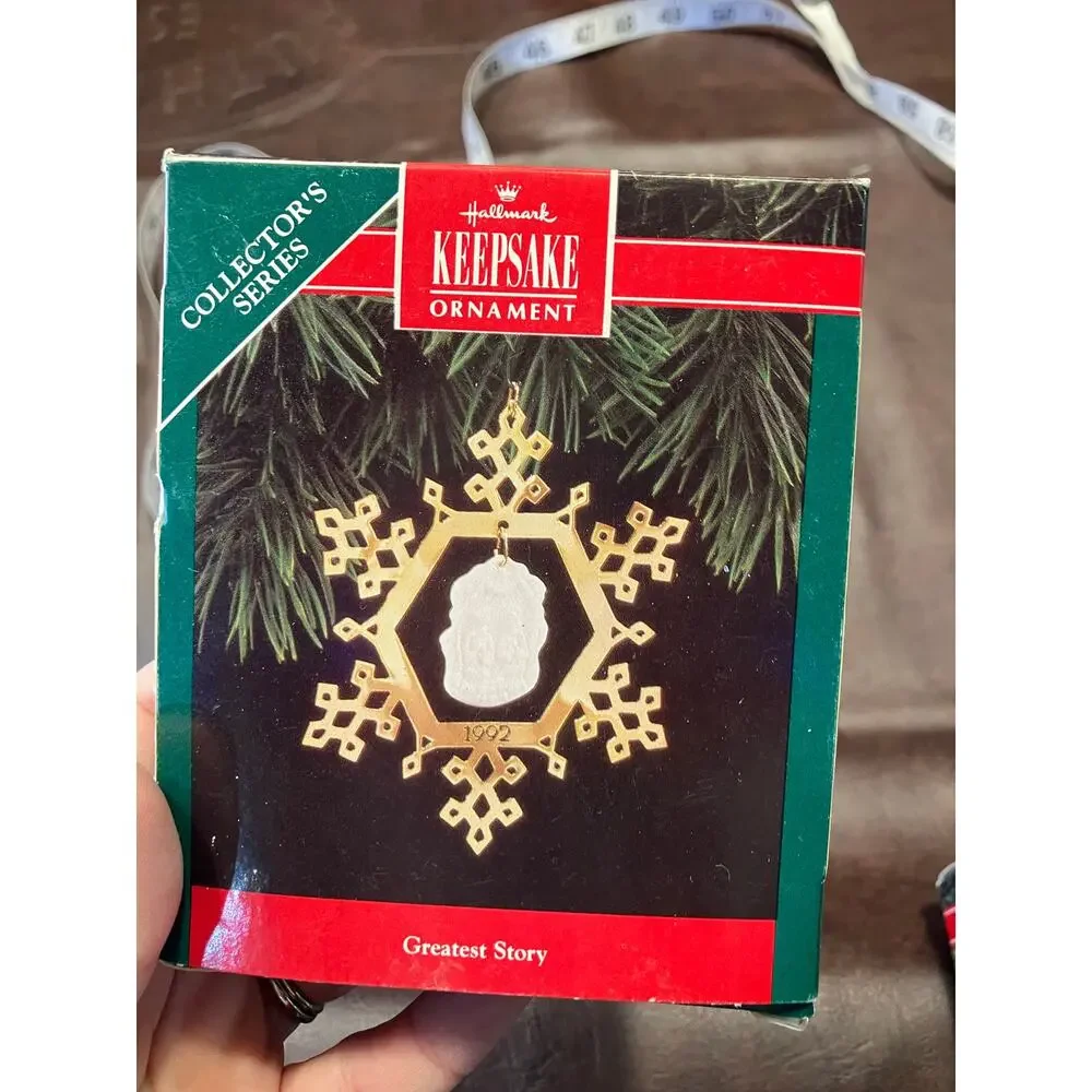 Vintage 1990 Hallmark Collector Series‎ Greatest Story Ornament Christmas